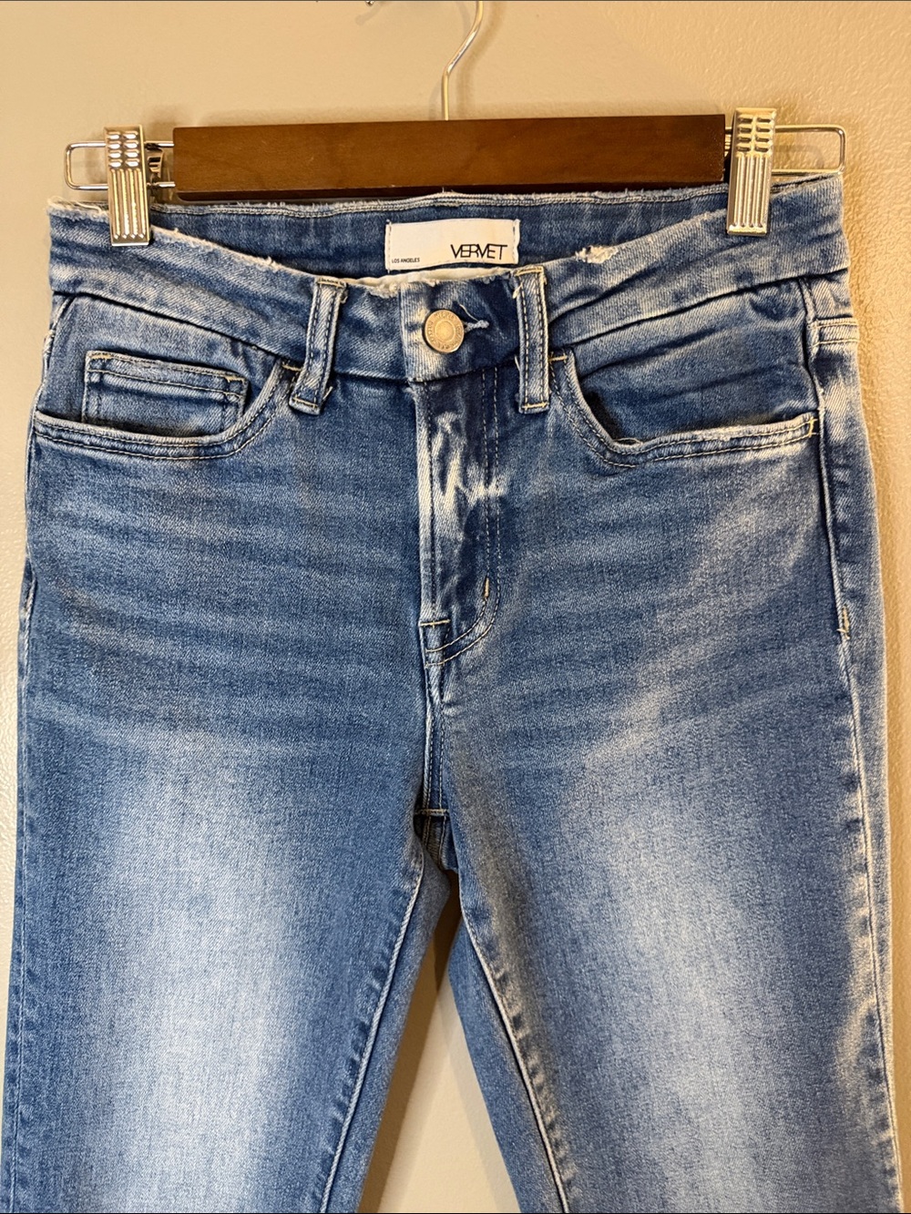 VERVET Size 26 Crop Slim Straight Jeans Raw Hem Medium Wash - Picture 5 of 6